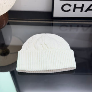 Ralph Lauren Hat Ivory Cable Knit Beanie with Dark Pony Embroidery